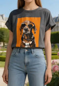 T-shirt grigia vintage con stampa cane