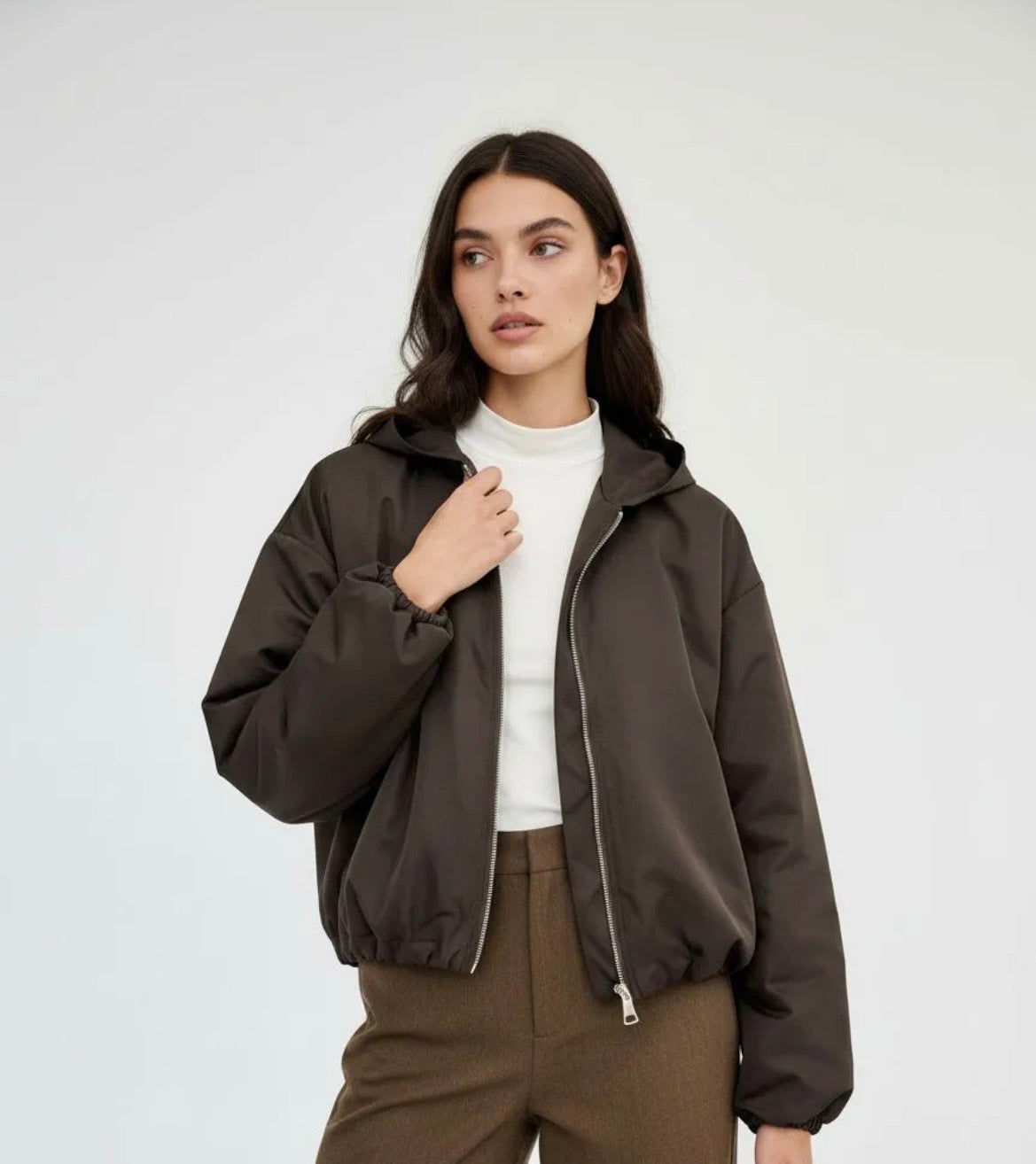 Bomber leggero con cappuccio-disponibile in 3 colori