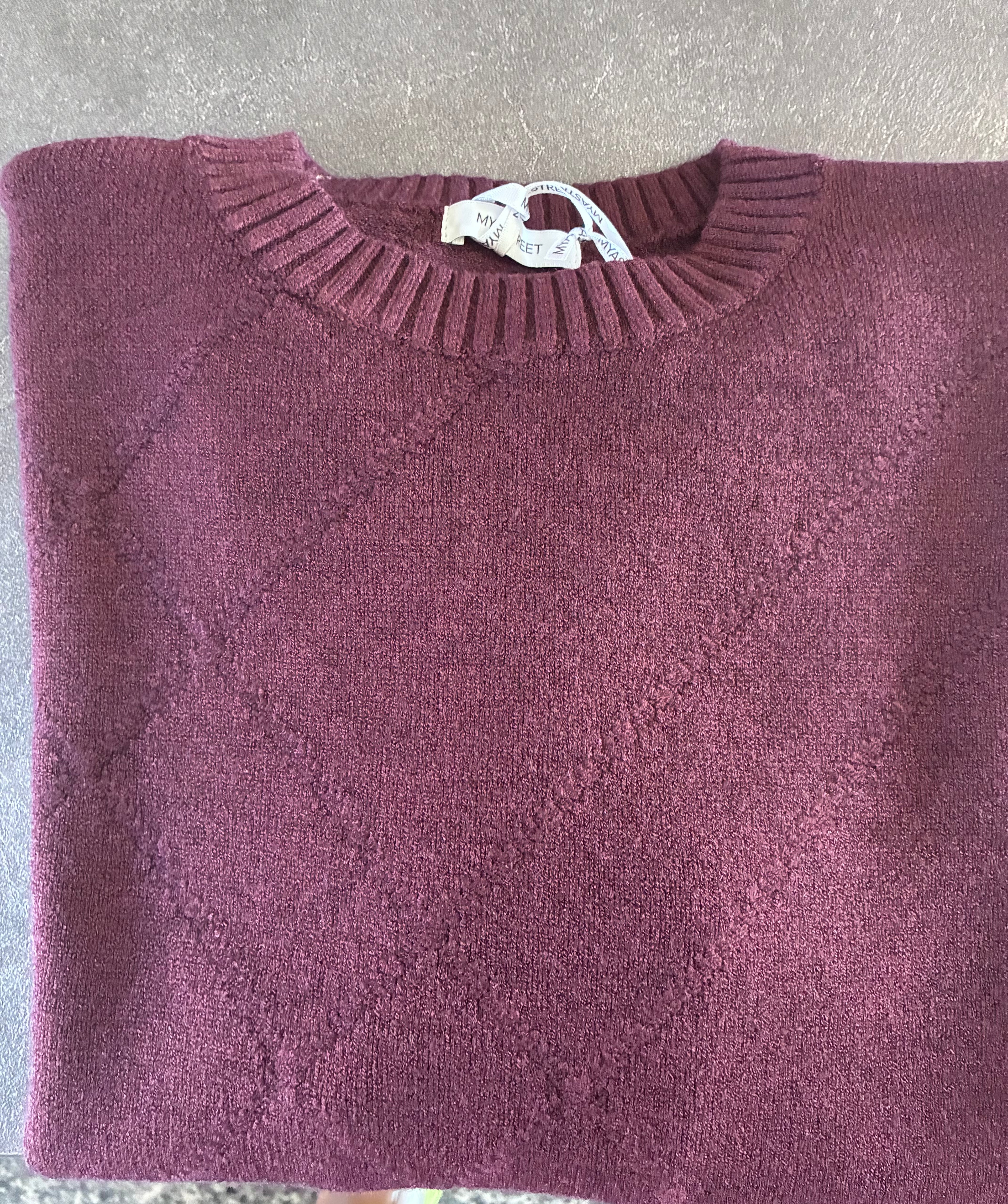 Maglia girocollo con lavorazione a rombi