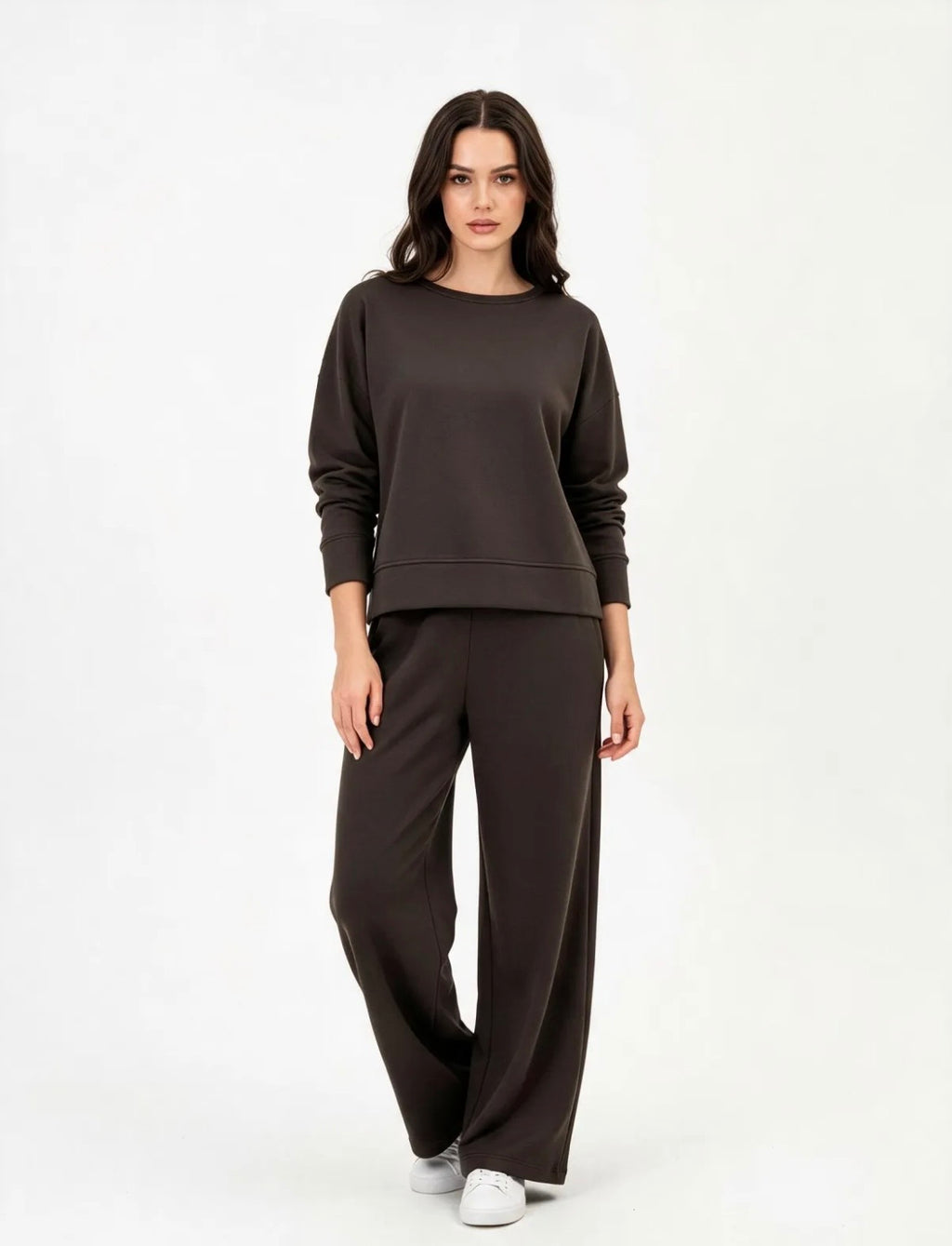 completo morbido con pantalone palazzo