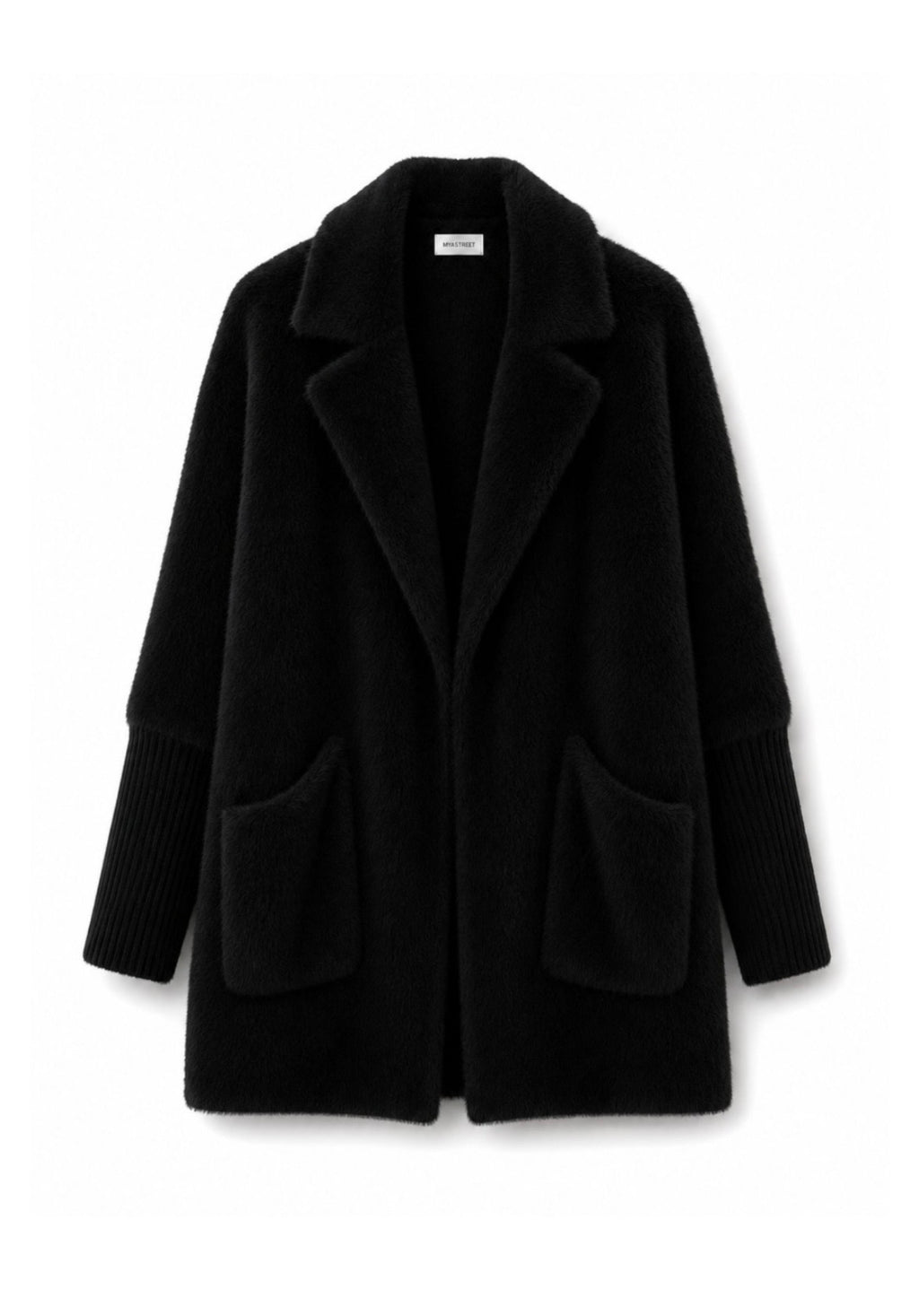 Cappotto morbido effetto peluche con rever